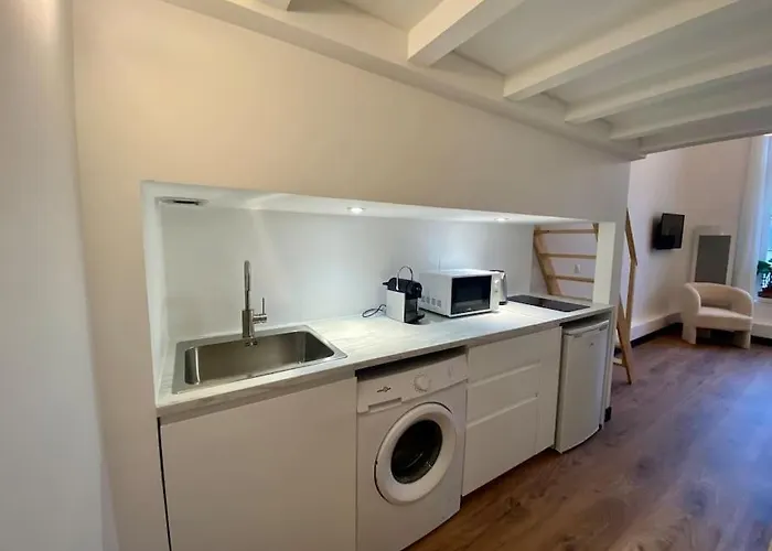 Cathedrale - Mairie / Boulingrin דירה